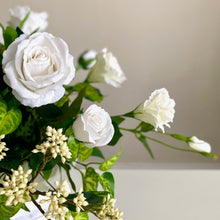 Load image into Gallery viewer, Deluxe Range - Simplicity Hatbox