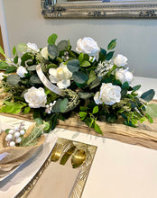 Load image into Gallery viewer, Ivory Rose Centrepiece