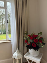 Load image into Gallery viewer, Red Rose Bouquet with 12 stems