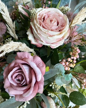 Load image into Gallery viewer, Antique Rose - Bouquet