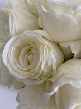 Load image into Gallery viewer, The Grand Rose