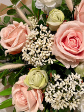 Load image into Gallery viewer, Cuppa Latte - Bouquet