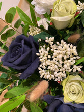 Load image into Gallery viewer, Midnight Sky - Bouquet