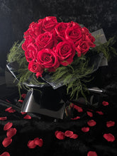 Load image into Gallery viewer, My Heart - 18 Red Rose Bouquet