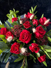 Load image into Gallery viewer, Passion - Bouquet