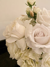 Load image into Gallery viewer, Chic