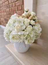 Load image into Gallery viewer, Chic