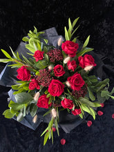 Load image into Gallery viewer, Passion - Bouquet