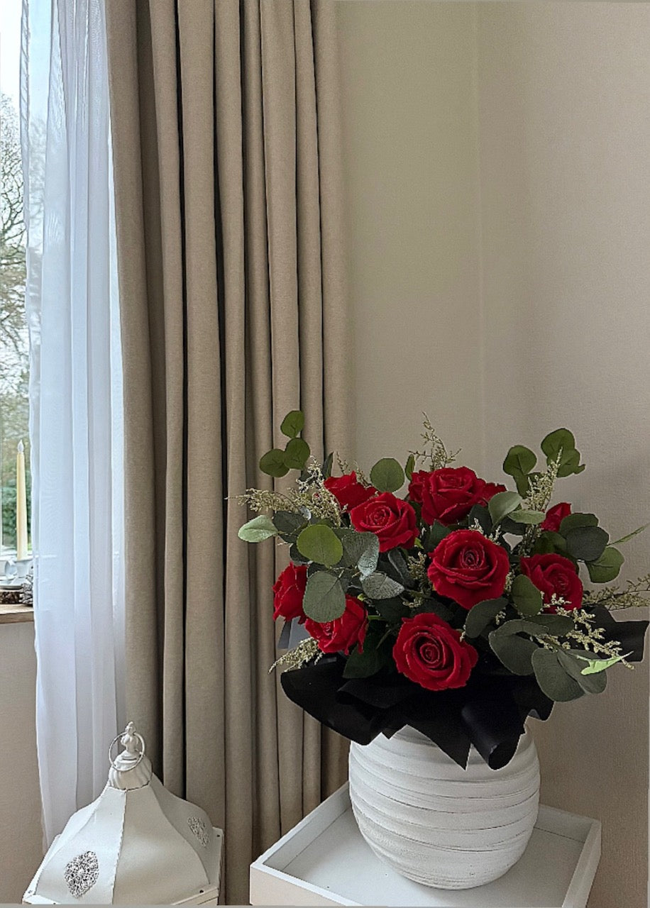 Red Rose Bouquet with 12 stems