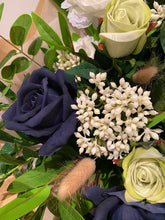 Load image into Gallery viewer, Midnight Sky - Bouquet
