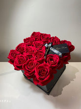 Load image into Gallery viewer, My Love - Red Velvet Rose Hatbox
